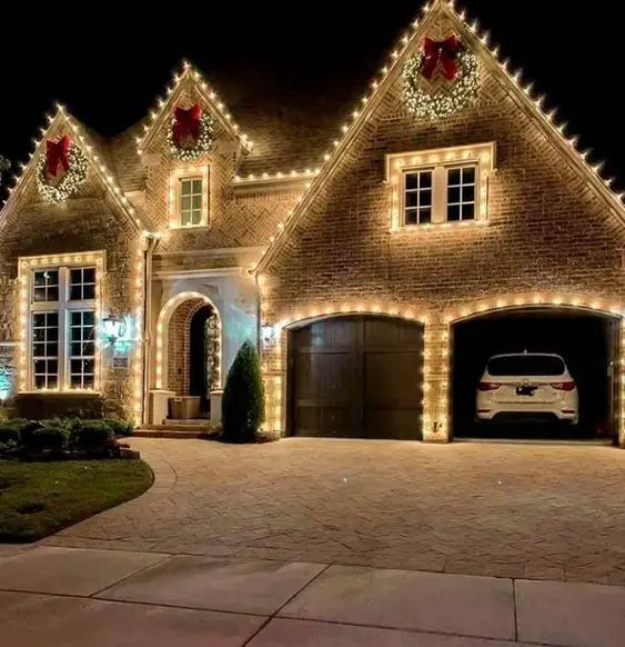 2023 Outdoor Christmas Lights: Illuminate Your Space with Festive Brilliance and Timeless Elegance
