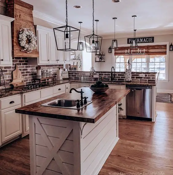 Rustic Kitchen Ideas 2024: Farmhouse Charm on a Budget | Modern Trends and Bloxburg-Inspired Designs
