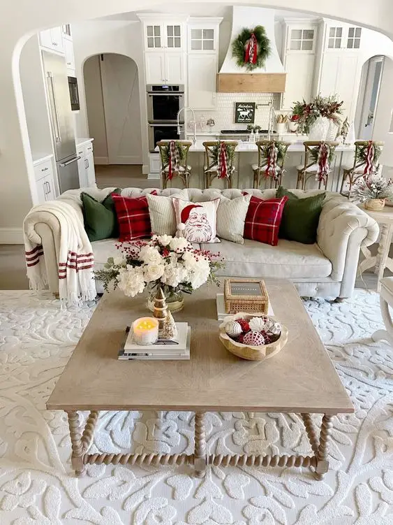 Winter Home Decor Living Room 2023-2024: Cozy Modern Elegance, Farmhouse Flair, and Artistic Prints