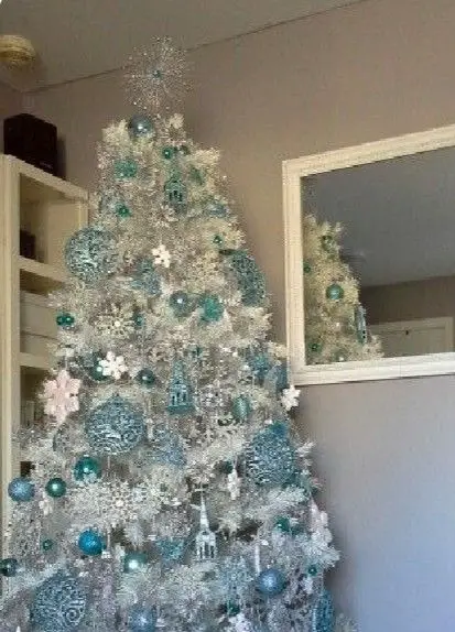 Enchanting White Christmas Light Tree Ideas 2023 | Transform Your Space with Multicolored Magic