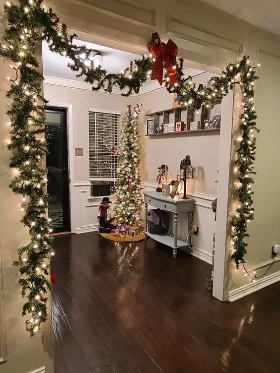 Transform Your Space with Christmas Lights on Wall 2023: Ideas, Hanging Tips, and Aesthetic Brilliance