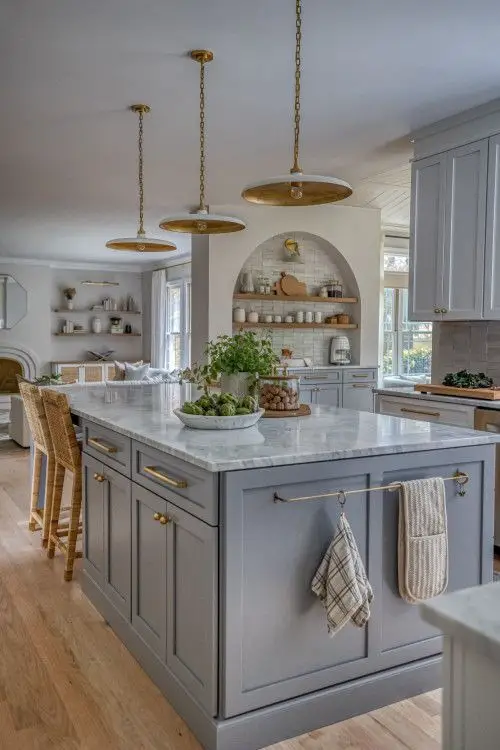 Craftsman Kitchen Ideas 2024: White, Joanna Gaines, Fireplace Magic, and More for a Timeless Culinary Haven