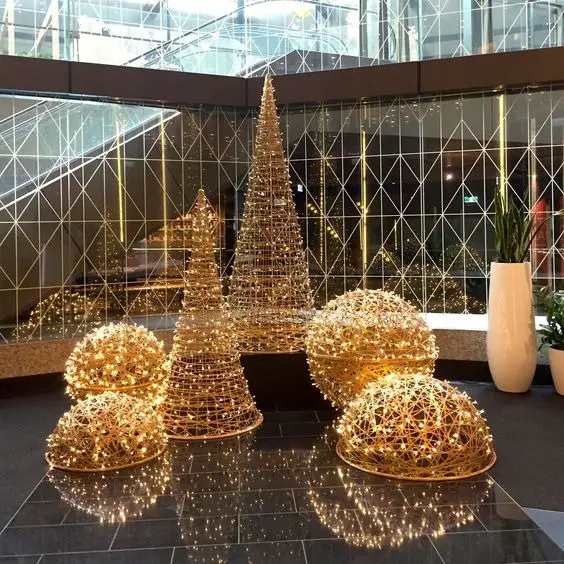 2023 Outdoor Christmas Lights: Illuminate Your Space with Festive Brilliance and Timeless Elegance
