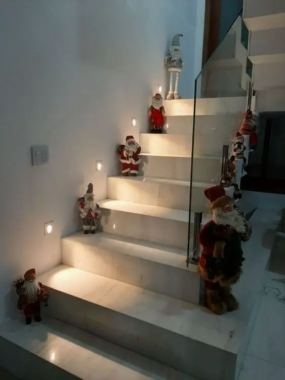 Enchant Your Home: Christmas Lights Outside 2023 | Ideas, Colors, and Tips for a Festive Wonderland