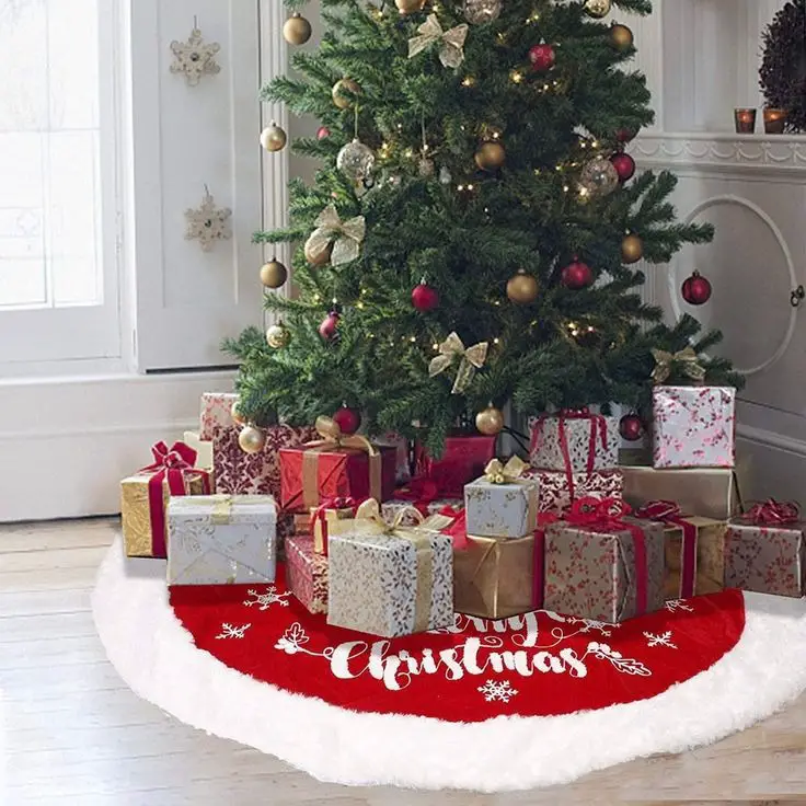 Timeless Elegance: Old Fashion Christmas Decorating Ideas 2023 for Cozy Living Rooms, Kitchens, and Beyond