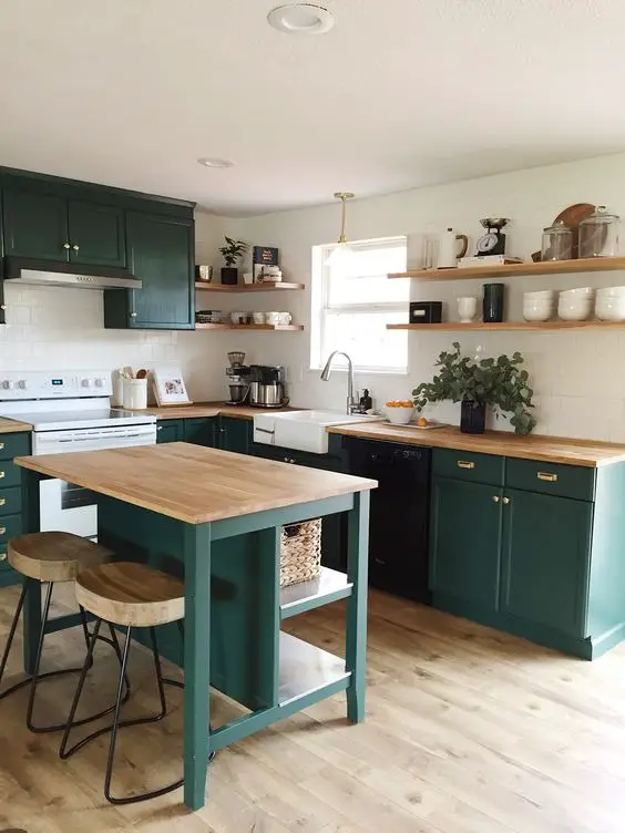 Rustic Kitchen Ideas 2024: Farmhouse Charm on a Budget | Modern Trends and Bloxburg-Inspired Designs