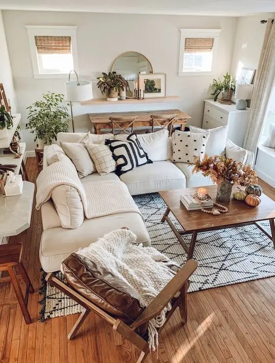 2024 White Living Room Designs: Modern Luxury, Grey Elegance, Black & White Timelessness, and Vibrant Pops of Red and Green