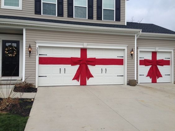 Transform Your Space with Christmas Lights Garage 2023: Door Decor, Outdoor Elegance, and Swags for a Festive Makeover