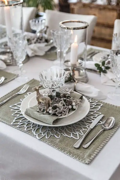 Winter Home Decor 2023-2024: Transform Your Dining Room with Farmhouse Elegance and Creative Table Ideas