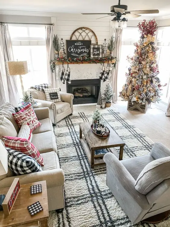Winter Home Decor Living Room 2023-2024: Cozy Modern Elegance, Farmhouse Flair, and Artistic Prints