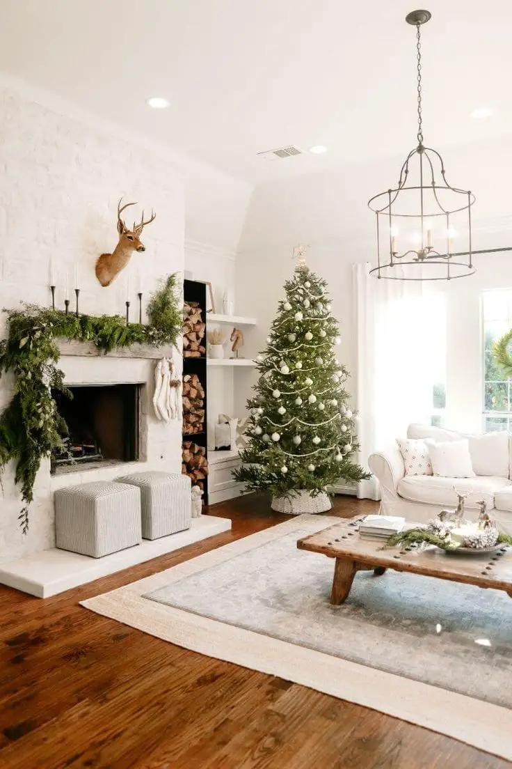 Elevate Your Home for 2023: Unique Christmas Decor Ideas, Grinch Charm, and Cozy Elegance