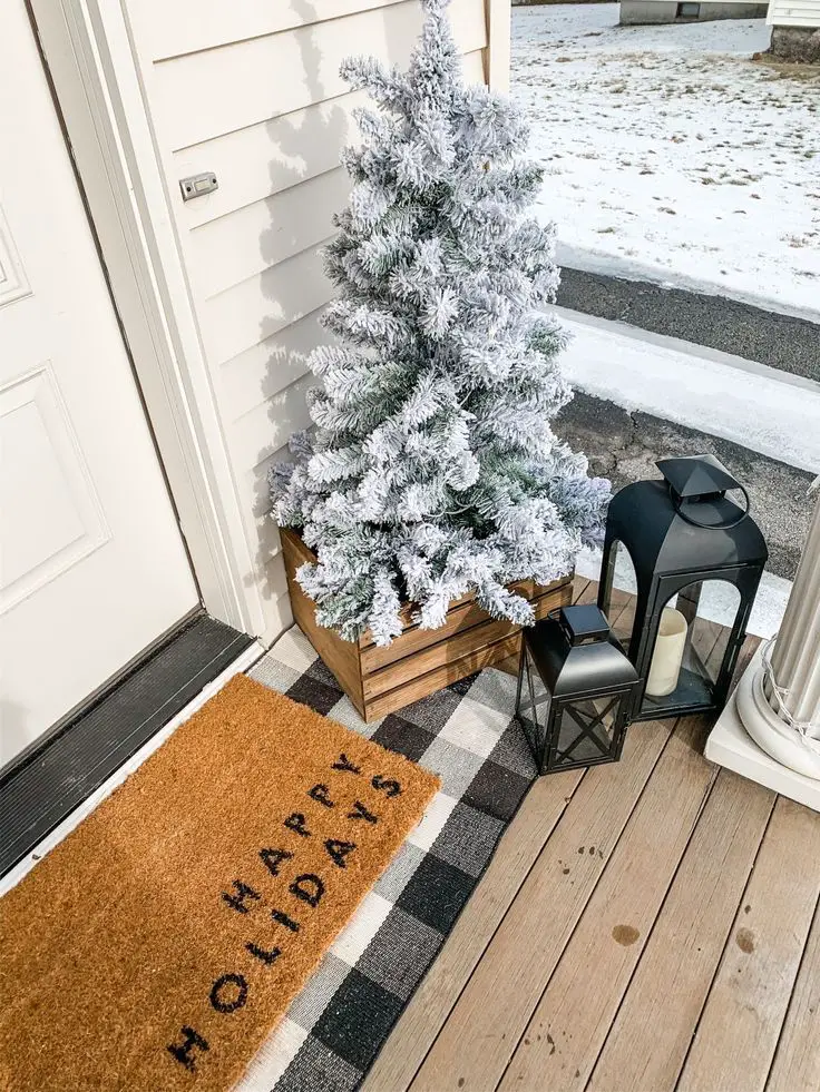 Transform Your Outdoor Space: Christmas Decor Ideas 2023 | Lights, Trees, and Elegance Await!