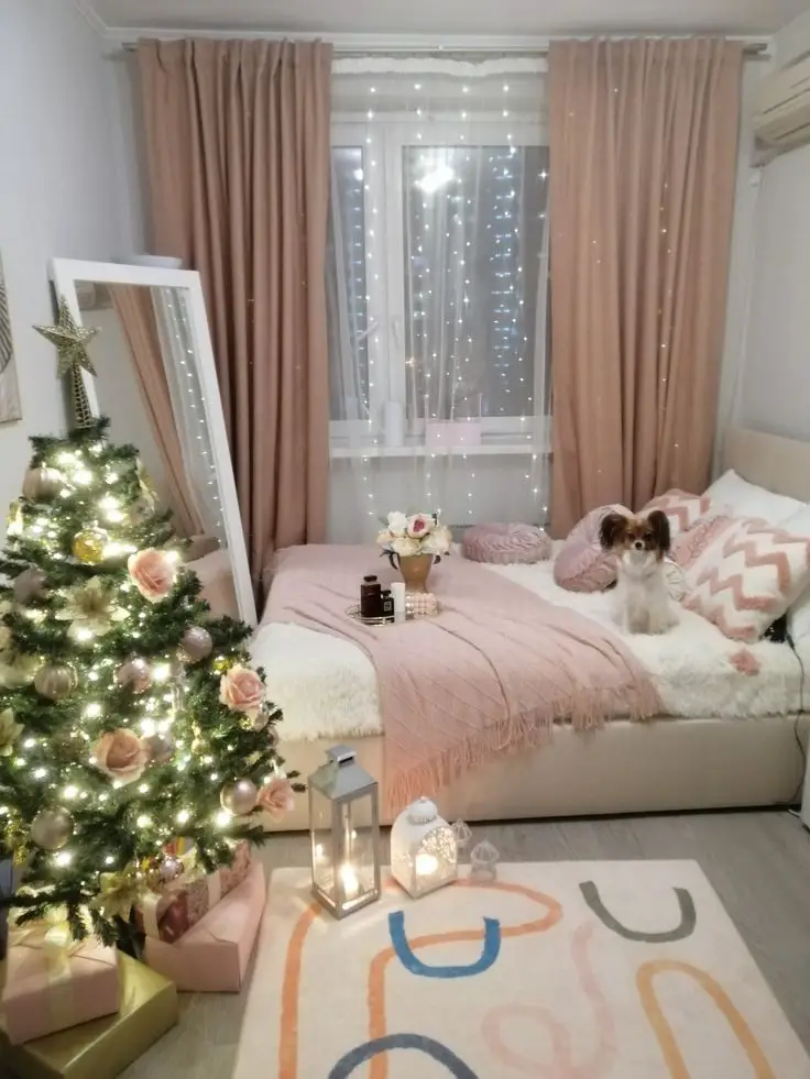 Transform Your Space with 2023 Christmas Decor Ideas for a Cozy, Aesthetic Bedroom | Pink, Green, and More