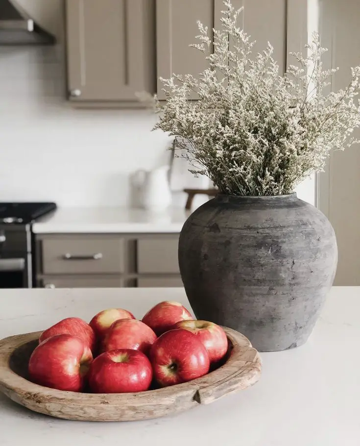 Refresh Home Decor: Modern Spring Decorating Ideas for 2024