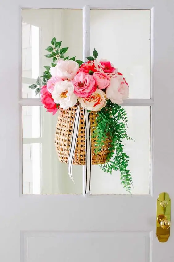 Top Spring Front Door Decor: Porch Ideas for a Stylish Entrance
