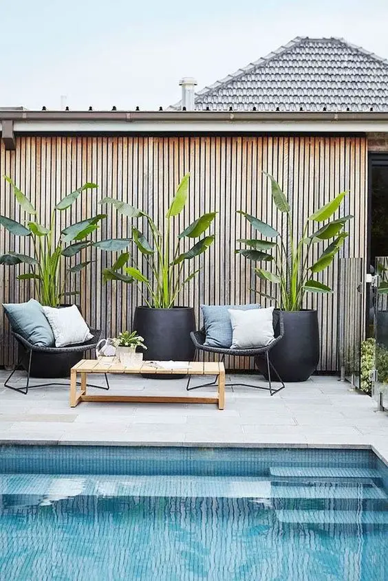 2024 Spring Pool Decor: Chic & Fresh Outdoor Styling Trends