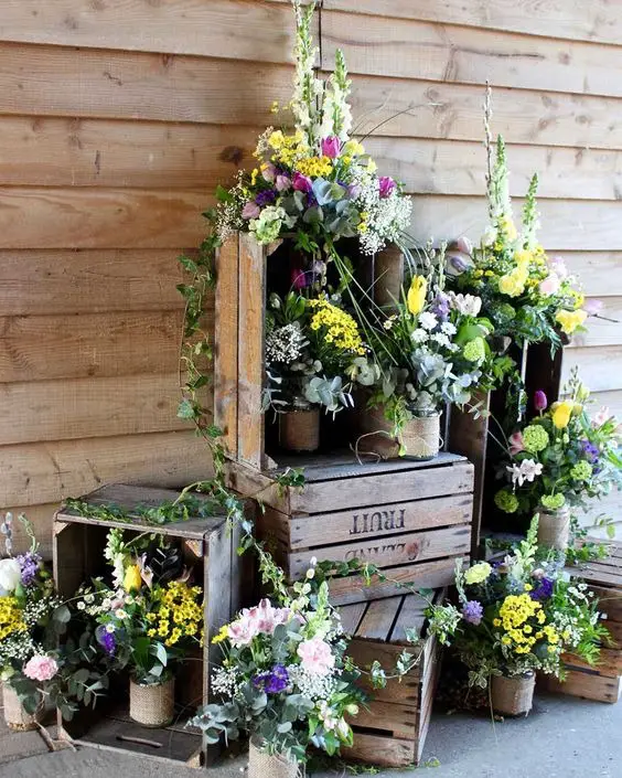 2024's Top Spring Barn Decor Trends for Rustic Elegance
