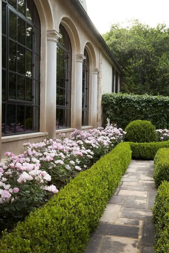 Mastering Home Elegance: Designing with Low-Maintenance Bushes for Farmhouse Charm and Curb Appeal