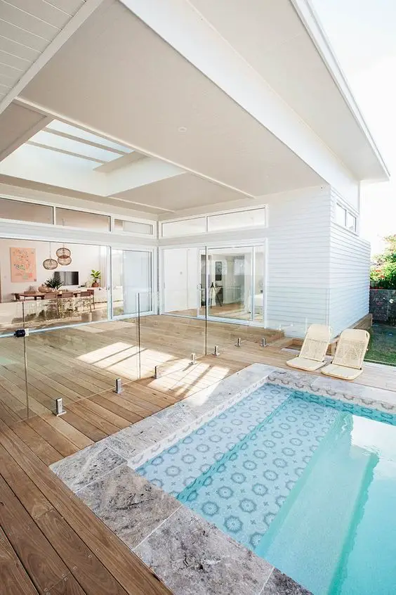 2024 Stylish Pool Decks: Ideas & Privacy Designs for Homes