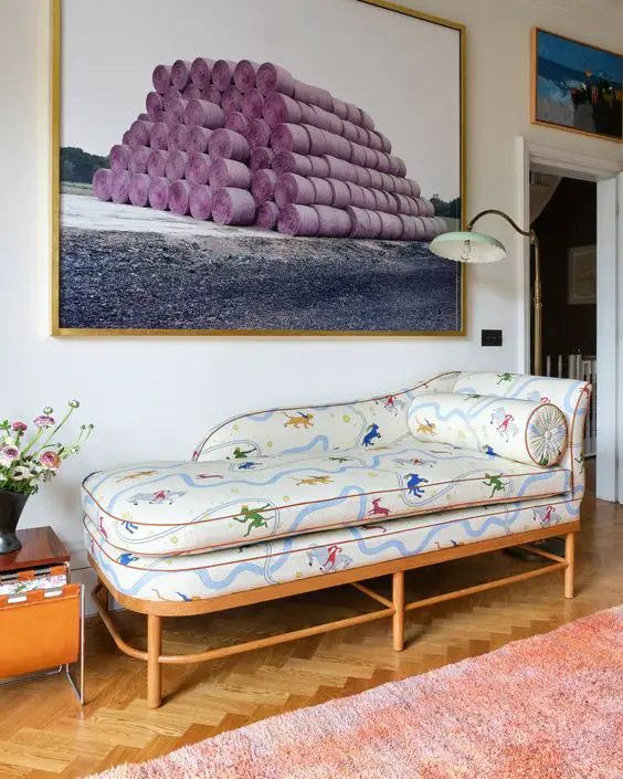 Chic Sofa Styles Transform Laundry Rooms into Cozy Retreats