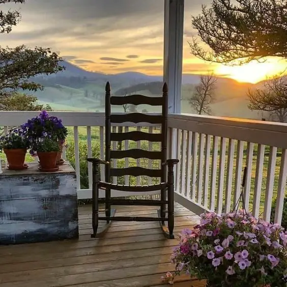 2024 Spring Porch Decor: Fresh Farmhouse & Modern Outdoor Ideas