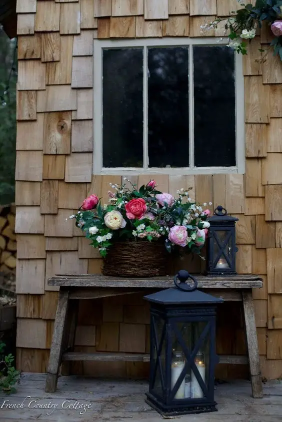 Spring Shed Decor 2024: Rustic Charm Meets Blooming Elegance