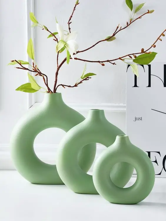 Chic Minimalist Spring Decor Ideas For Fresh Home Trends 2024   13 53 