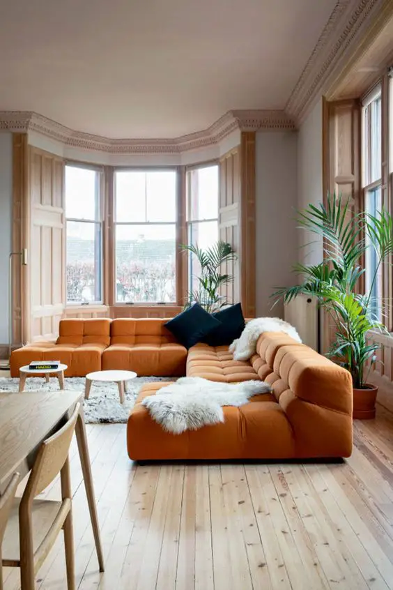 2024 Trendy Living Room Sofas: Modern Design & Space-Saving Ideas