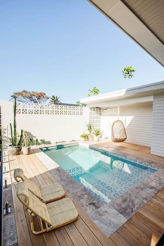2024 Stylish Pool Decks: Ideas & Privacy Designs for Homes