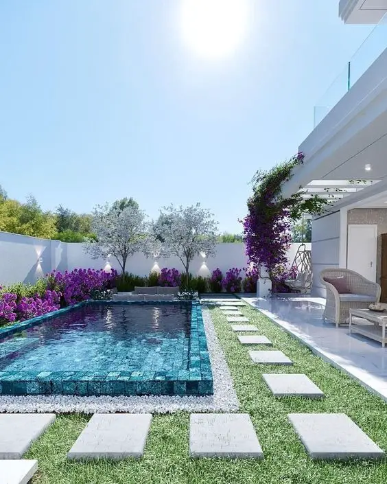 2024's Top Outdoor Pool Designs for Stylish Backyard Luxe