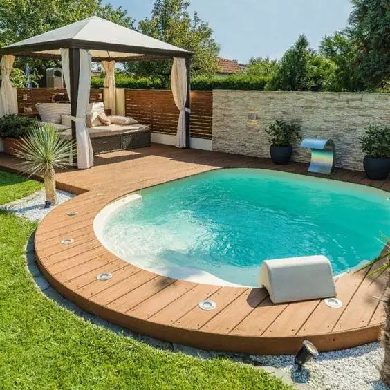2024's Top Outdoor Pool Designs for Stylish Backyard Luxe