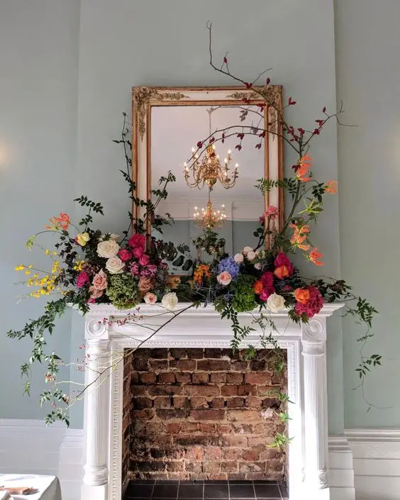 2024 Spring Mirror Decor: Fresh Mantle & Fireplace Designs