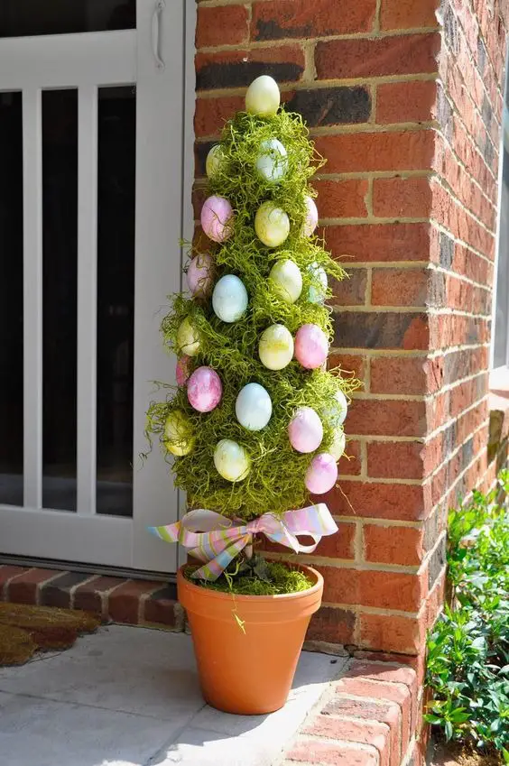 Transform Your Space with 2024's Best Outdoor Easter Decorations: Ideas for Yards, Porches, and Gardens