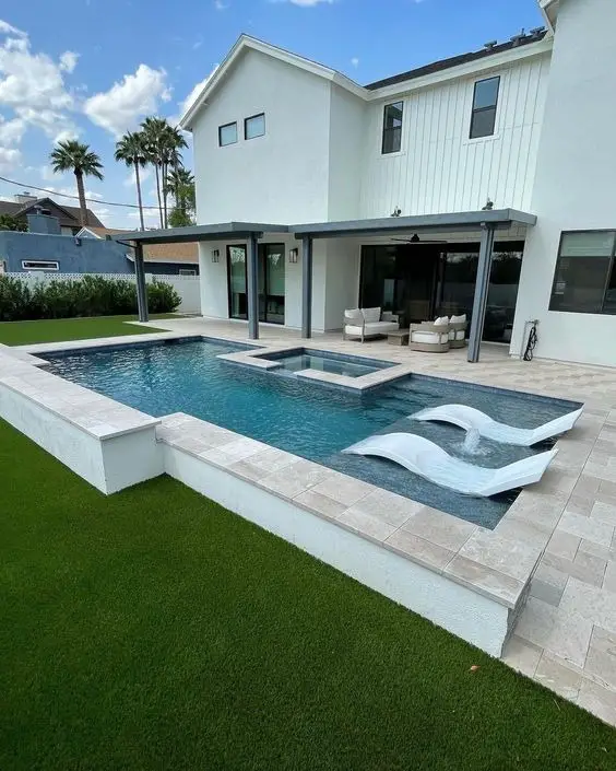 2024 Stylish Pool Decks: Ideas & Privacy Designs for Homes