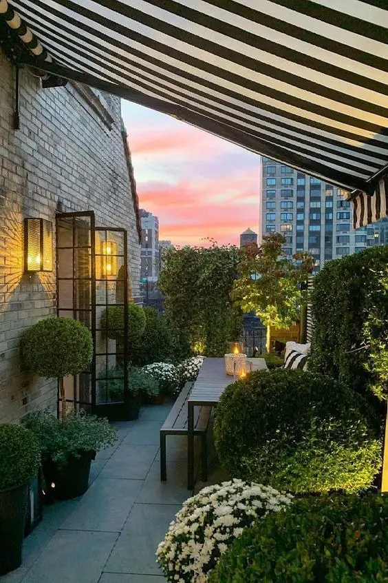 Elevate Your Home with Porch Landscaping 2024: Ideas for Front Yard, Curb Appeal, and Modern Farmhouse Charm