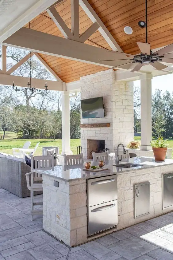 Discover Culinary Bliss: Backyard Outdoor Kitchen Designs - Modern, Rustic, Luxe Living, and More