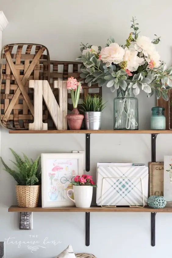 Chic Spring Shelf Decor Ideas for a Refreshing Home Look 2024