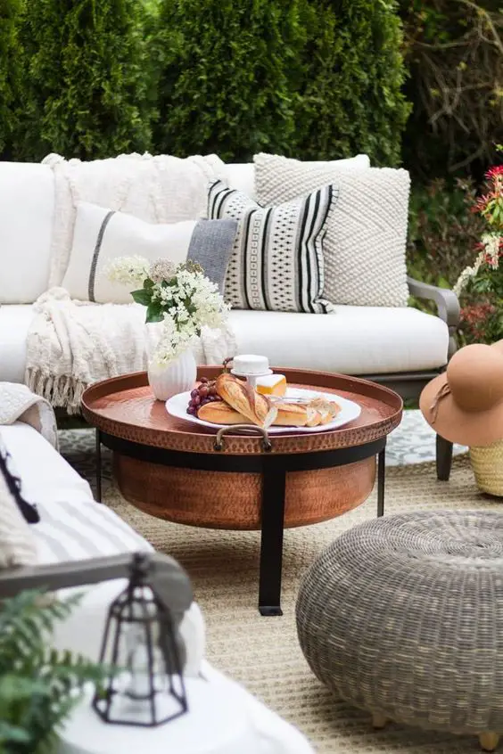 2024 Spring Patio Decor: Fresh Ideas for Chic Outdoor Spaces