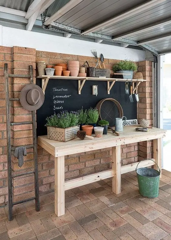 Revamp Your Space: Chic Spring Garage Decor Ideas 2024