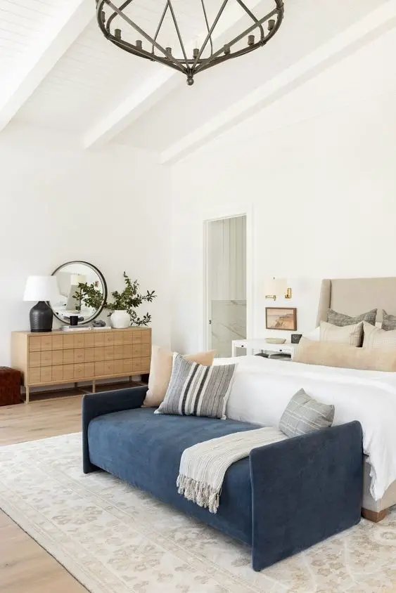 2024 Bedroom Sofa Trends: Modern Designs for Cozy Spaces