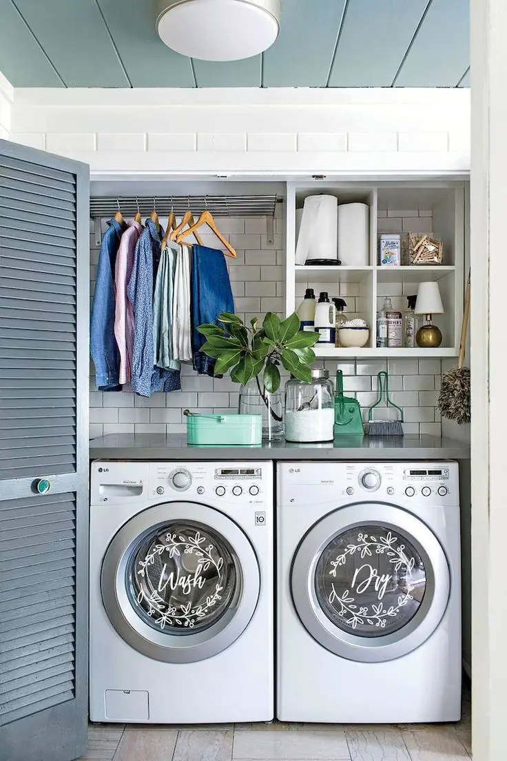 Chic Sofa Styles Transform Laundry Rooms into Cozy Retreats