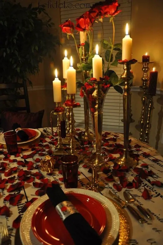 Transform Your Space: Romantic Valentines Room Decor Ideas 2024 for Him | Cozy and Simple Bedrooms with Rose Petals