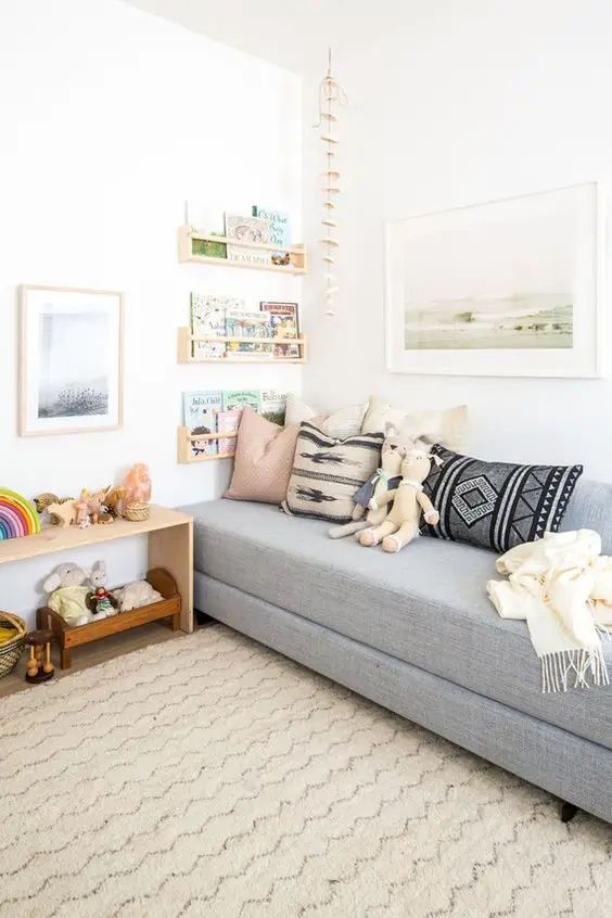 Chic 2024 Nursery Sofas: Versatile Beds, Chairs & Decor Ideas