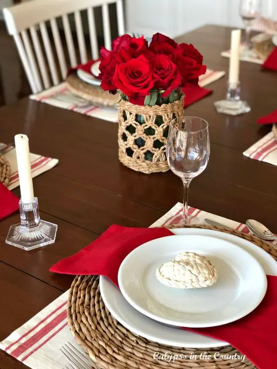 Crafting Memorable Moments: Elegant Valentines Table Decor Ideas 2024