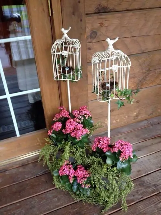 Fresh Spring Front Yard Decor Ideas for a Chic Boho Loo