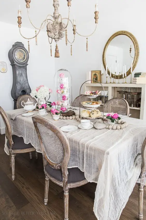 Spring 2024 Dining Decor: Fresh Table & Room Ideas for Style