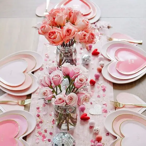 Crafting Memorable Moments: Elegant Valentines Table Decor Ideas 2024