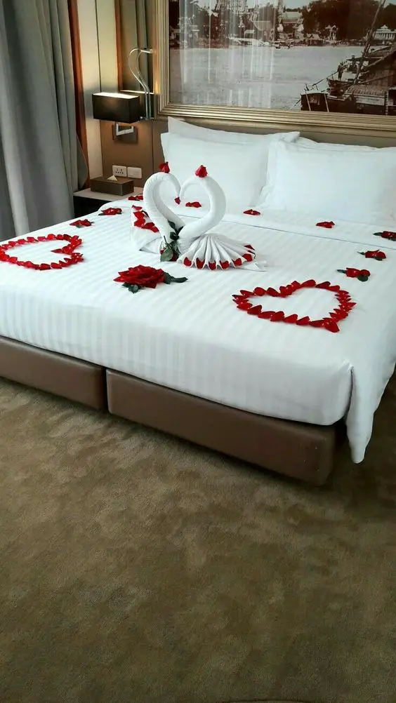 Mastering Valentine's Room Decor 2024: Romantic Bedrooms, Ideas for Him, and Simple Elegance | Your Guide to Love-Inspired Interior Design