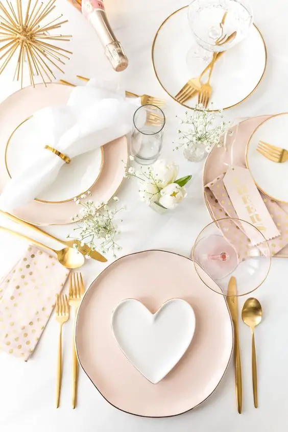 Crafting Memorable Moments: Elegant Valentines Table Decor Ideas 2024