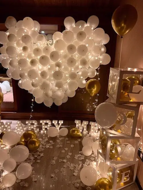 Transform Your Space: Romantic Valentines Room Decor Ideas 2024 for Him | Cozy and Simple Bedrooms with Rose Petals